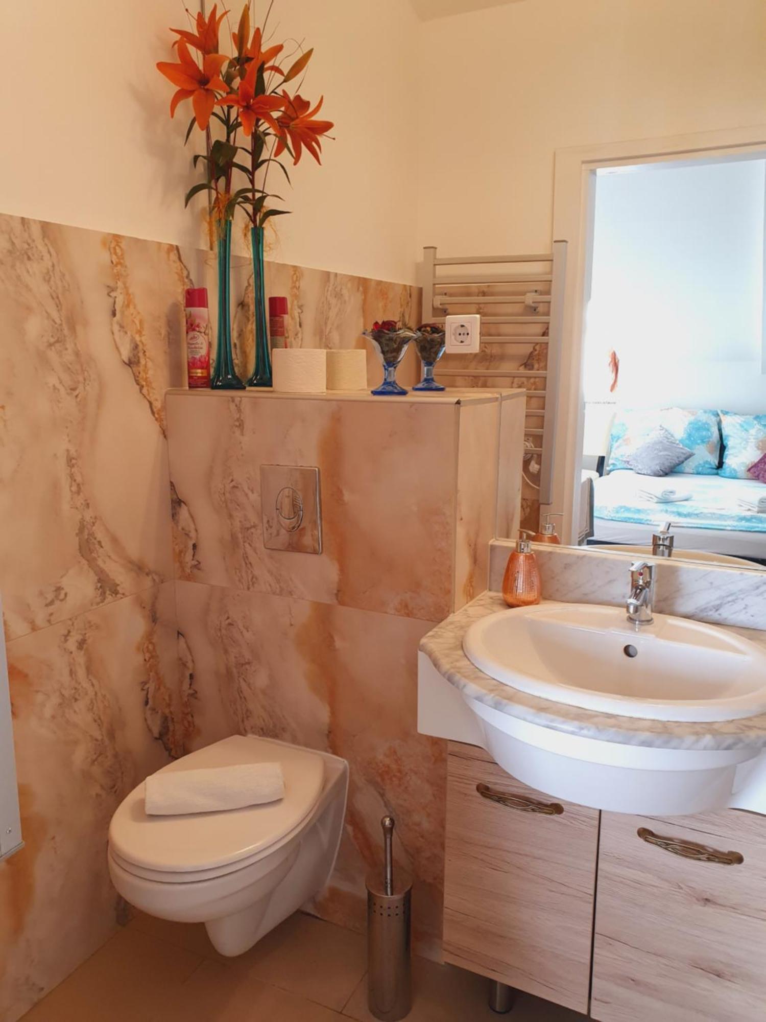 Karmelita Boutique Apartman Sopron Quarto foto